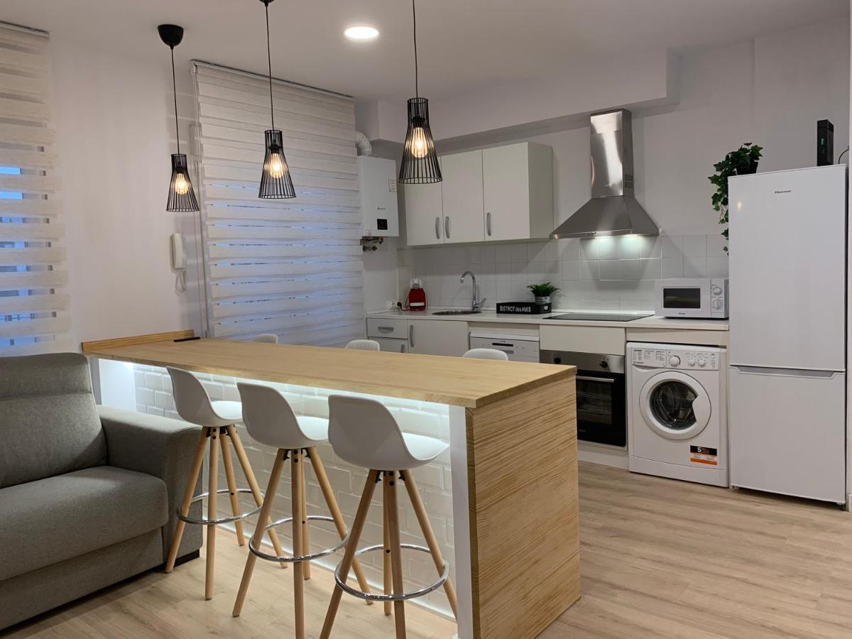 Apartamentos Santullano 1 Oviedo Zewnętrze zdjęcie